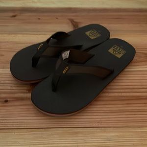 Reef Beach Woven Brown Flip Flops